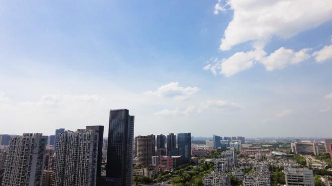 城市蓝天白云延时摄影视频素材4