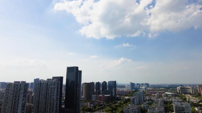 城市蓝天白云延时摄影视频素材6