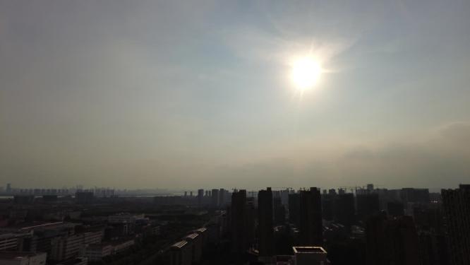 城市黄昏日落云朵延时摄影视频素材