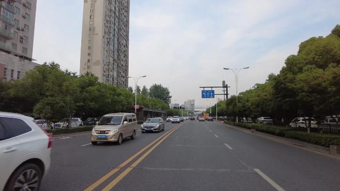 杭州下沙马路风景