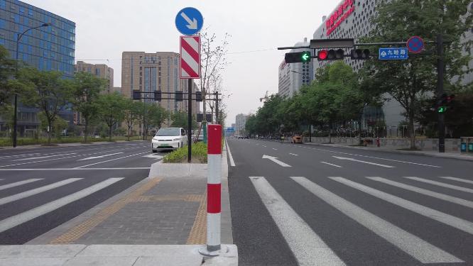 马路汽车车流特写
