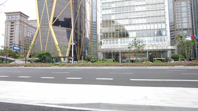 公交车站空镜头