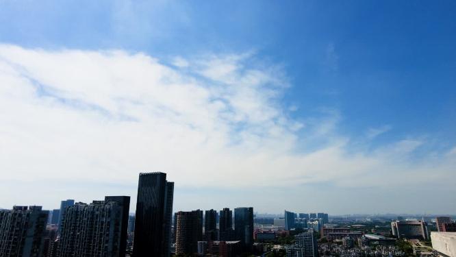 城市天空蓝天白云美景延时摄影视频素材