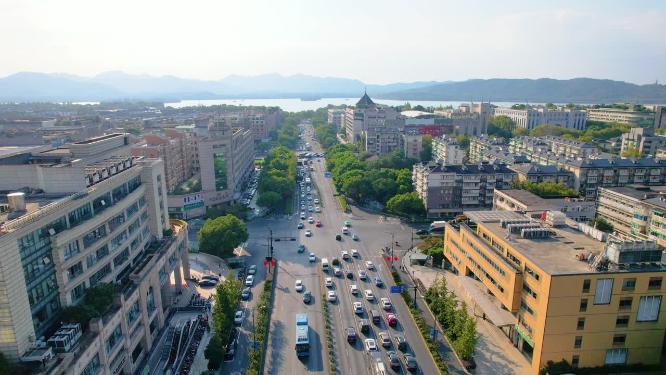 杭州市区西湖大道定安路马路车辆车流风景视频素材