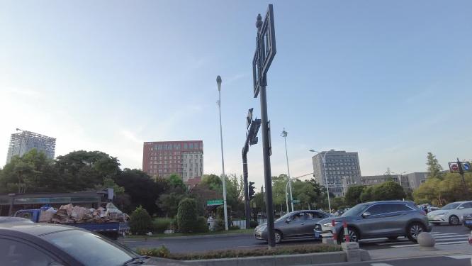 车窗外风景实拍城市街道树林