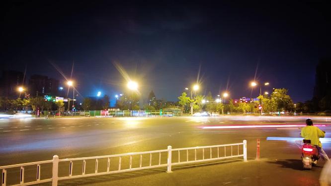 城市夜晚车辆车流延时摄影
