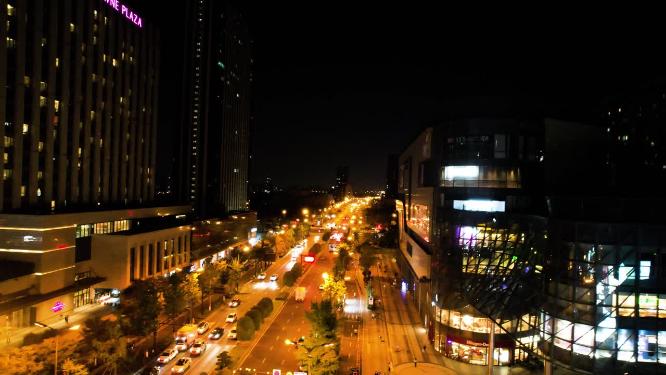 城市夜晚马路车辆车流航拍