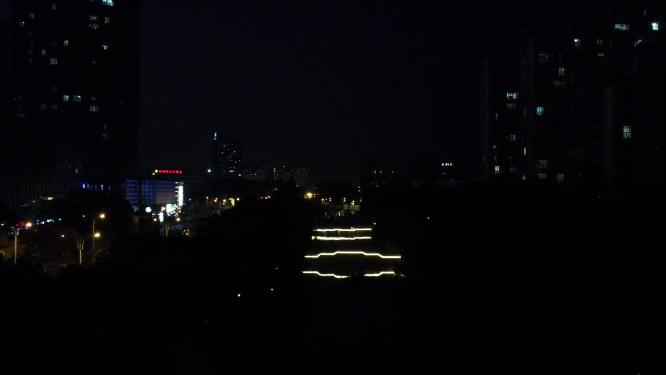城市夜景小河流夜灯