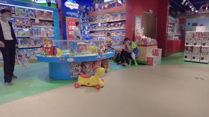 玩具店铺玩具展示