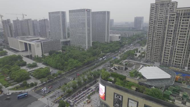 繁华街头大型商场