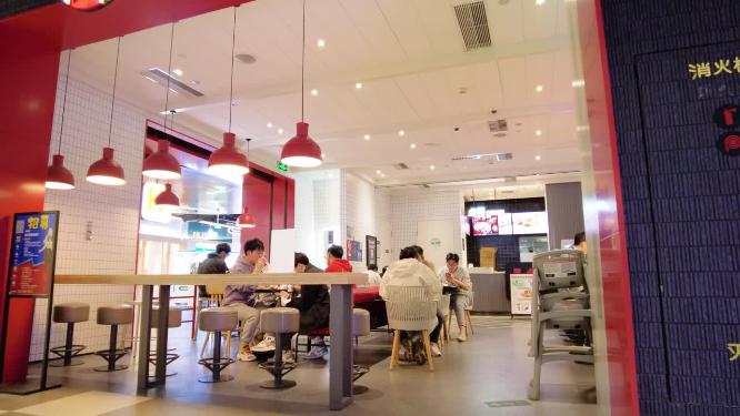 肯德基门店顾客享用食物延时摄影
