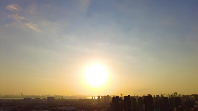 城市夕阳西下日转夜延时摄影风景视频素材