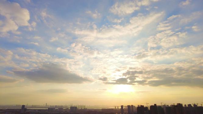 城市夕阳西下蓝天白云延时风景视频素材40