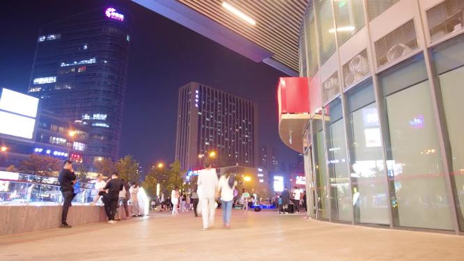 城市夜晚商场人群人流延时夜景视频素材
