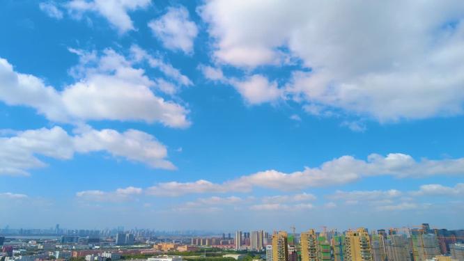 城市蓝天白云风景延时摄影视频素材7分钟