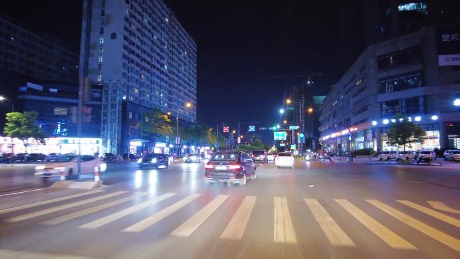 城市马路夜景空镜头