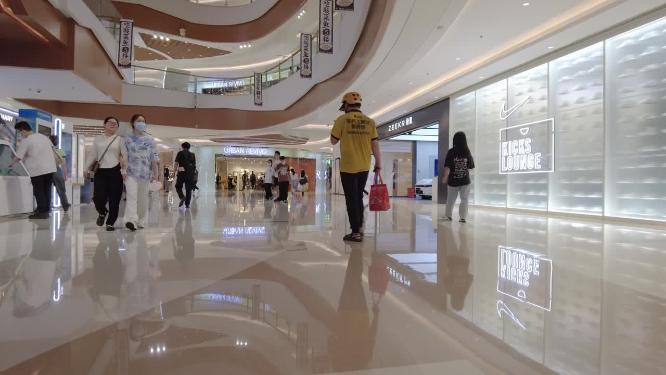 大型商场逛街人群人流延时摄影