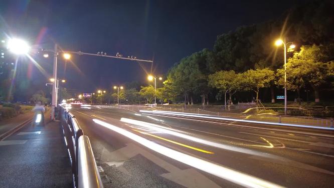 城市夜景车辆车流延时摄影 
