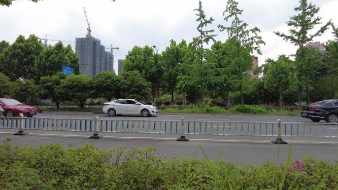 城市市区马路车流