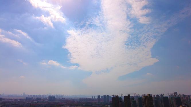 城市蓝天白云风景延时摄影视频素材