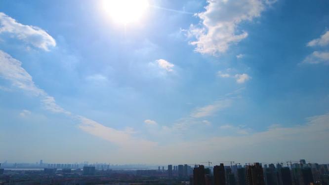 城市蓝天白云风景延时摄影视频素材