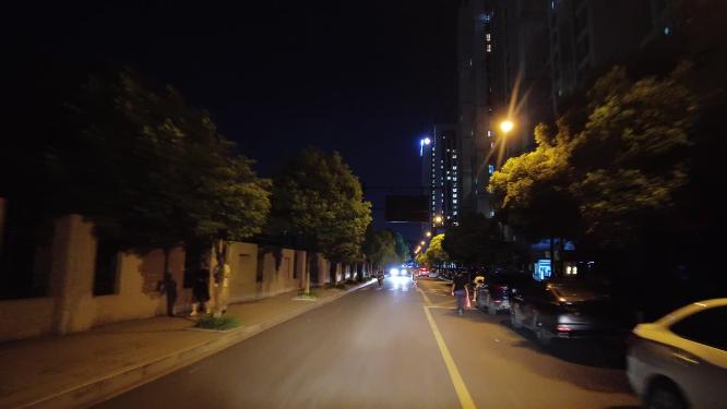 夜晚马路汽车开车视角