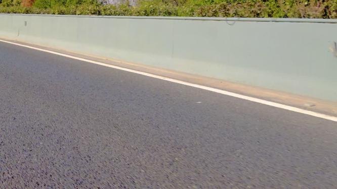 公路马路路面速度感特写视频素材 