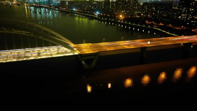 杭州钱塘江九堡大桥夜景车流延时