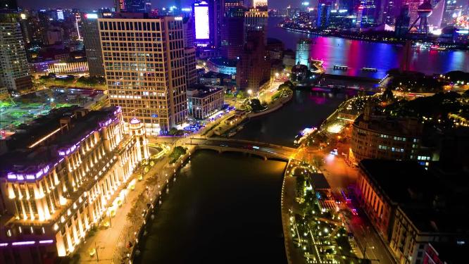 上海外滩黄浦江车流船只夜景延时