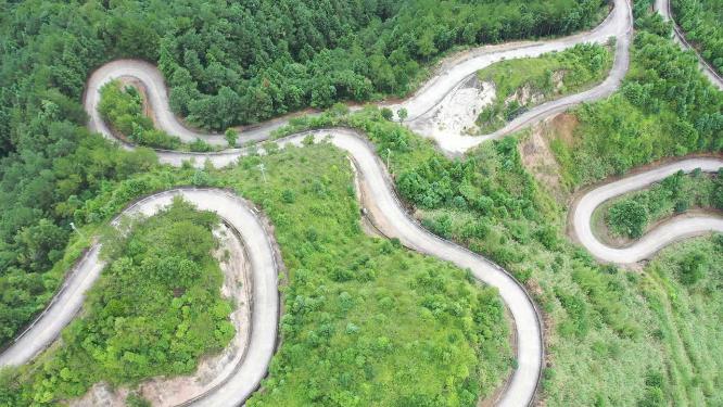 福建省 泉州市 德化县 春美乡 十八格盘山公路 山路 公路