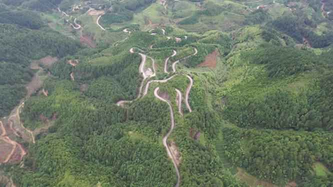 福建省 泉州市 德化县 春美乡 十八格盘山公路 山路 公路