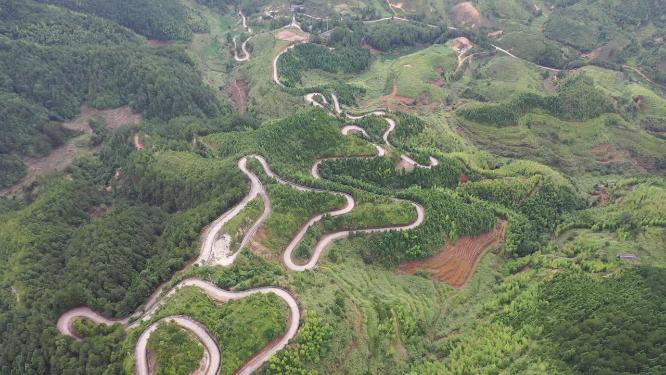 福建省 泉州市 德化县 春美乡 十八格盘山公路 山路 公路