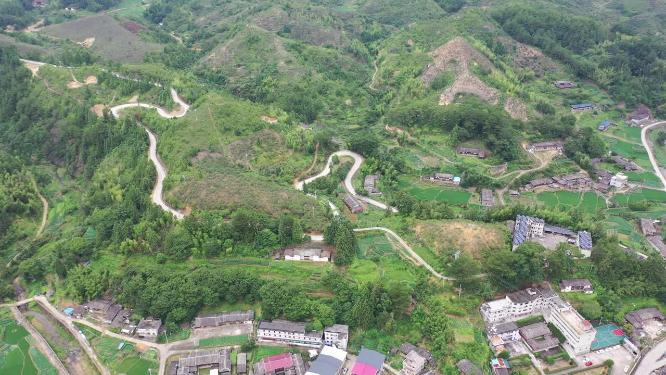 福建省 泉州市 德化县 春美乡 十八格盘山公路 山路 公路