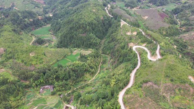 福建省 泉州市 德化县 春美乡 十八格盘山公路 山路 公路