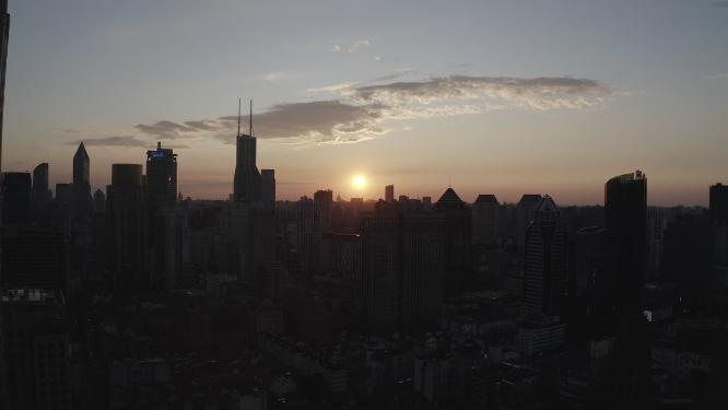 上海市 黄浦区 外滩 日落时分 航拍 建筑群