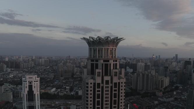 上海市 黄浦区 外滩 日落时分 航拍 建筑群