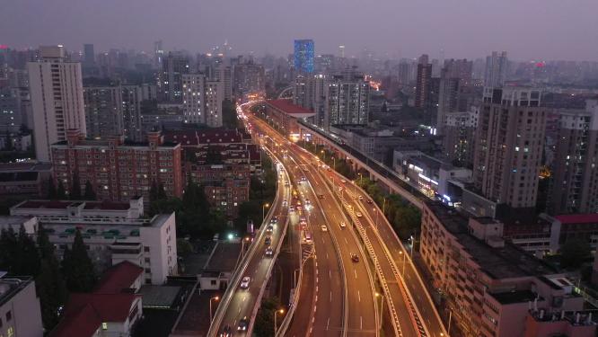 上海市 延安高架路 车流 交通 夜景