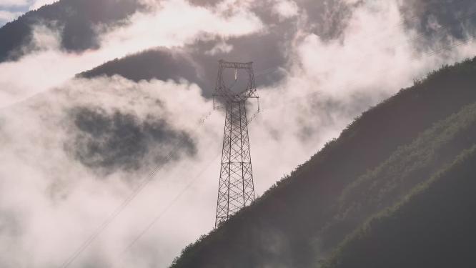 4k航拍川西高原的特高压输电线路