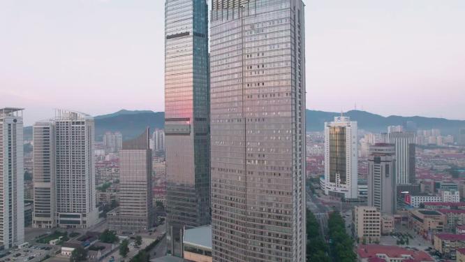 4k航拍山东烟台城市日出