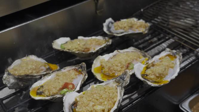 美食制作烧烤鸡腿牡蛎海鲜