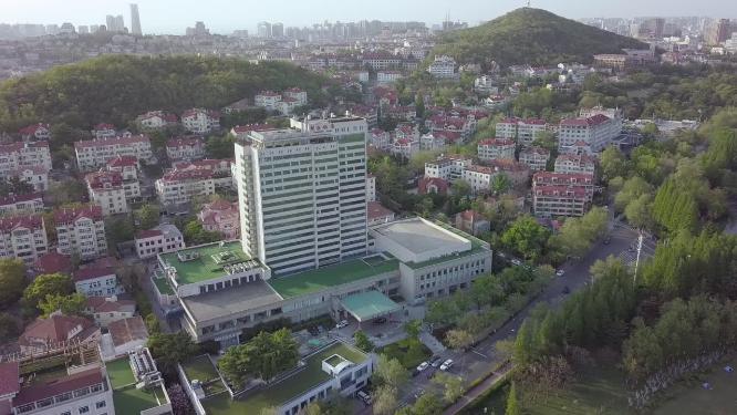 青岛 