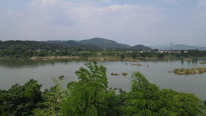 航拍青山绿水河流