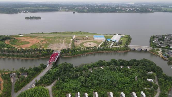 航拍湖南湘阴洋沙湖生态体育公园