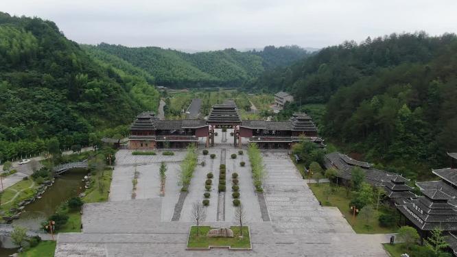航拍湖南怀化万佛山游客中心
