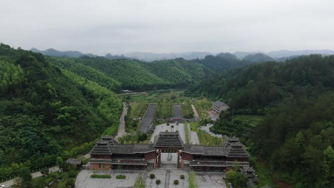 航拍湖南怀化万佛山游客中心