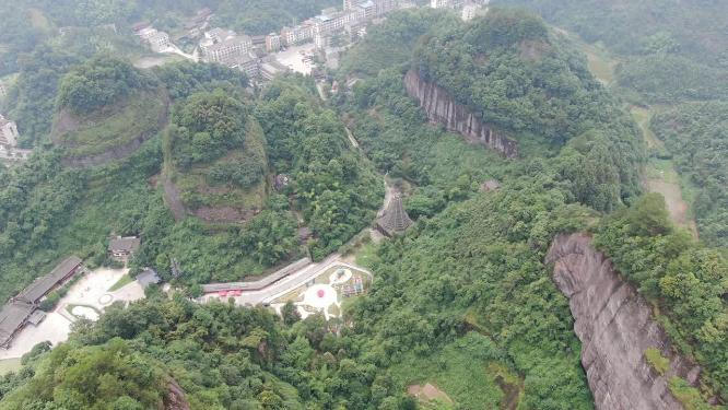 航拍湖南怀化通道独岩公园丹霞地貌