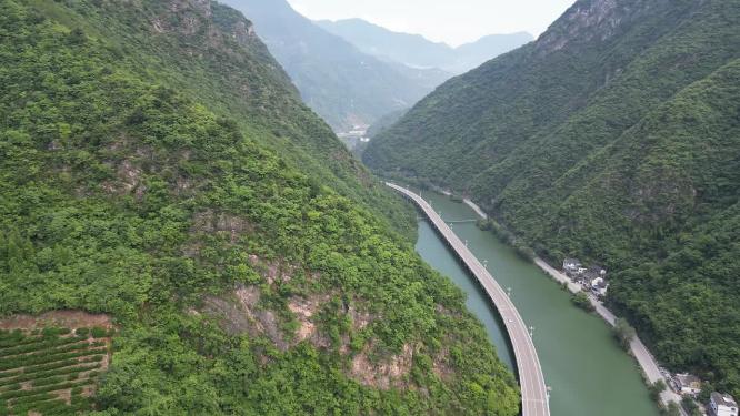 航拍最美水上公路古昭公路