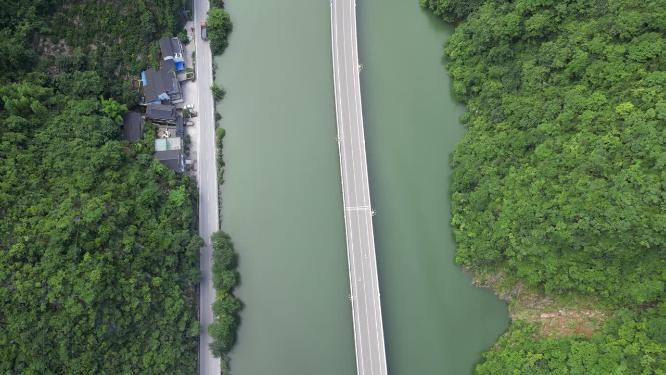 航拍最美水上公路古昭公路