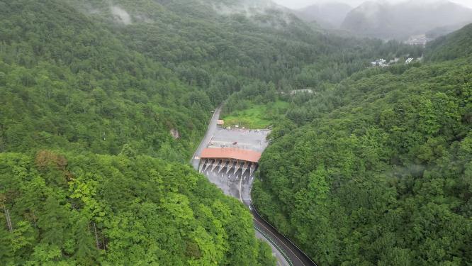 航拍湖北神农架神农顶景区入口