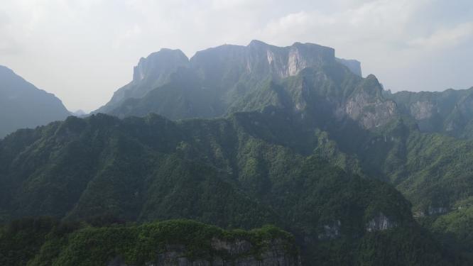 航拍湖南张家界天门山景区大景风光